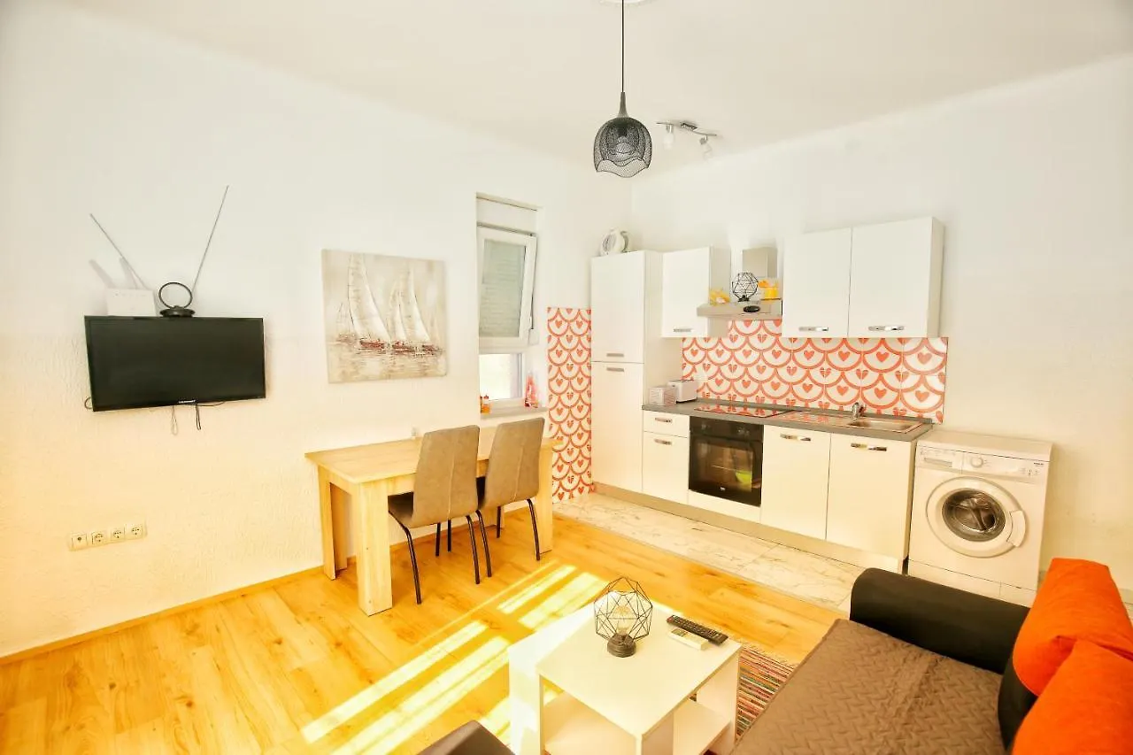 Family Apartment Rijeka
